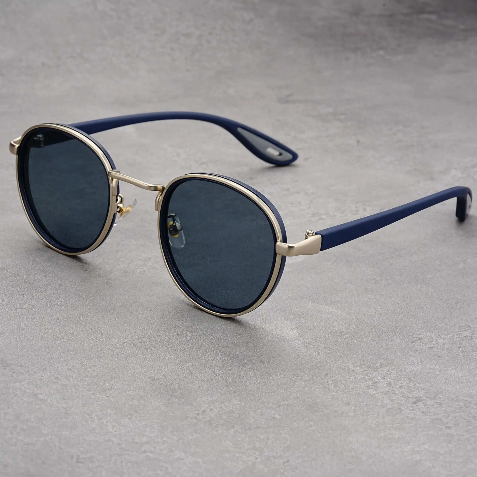 Nicholas ™ Modern Sunglasses